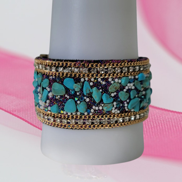 Handmade Turquoise, White Crystal, Micro Beading, Magnetic Clasp Bracelet 7.5" - Picture 1 of 8